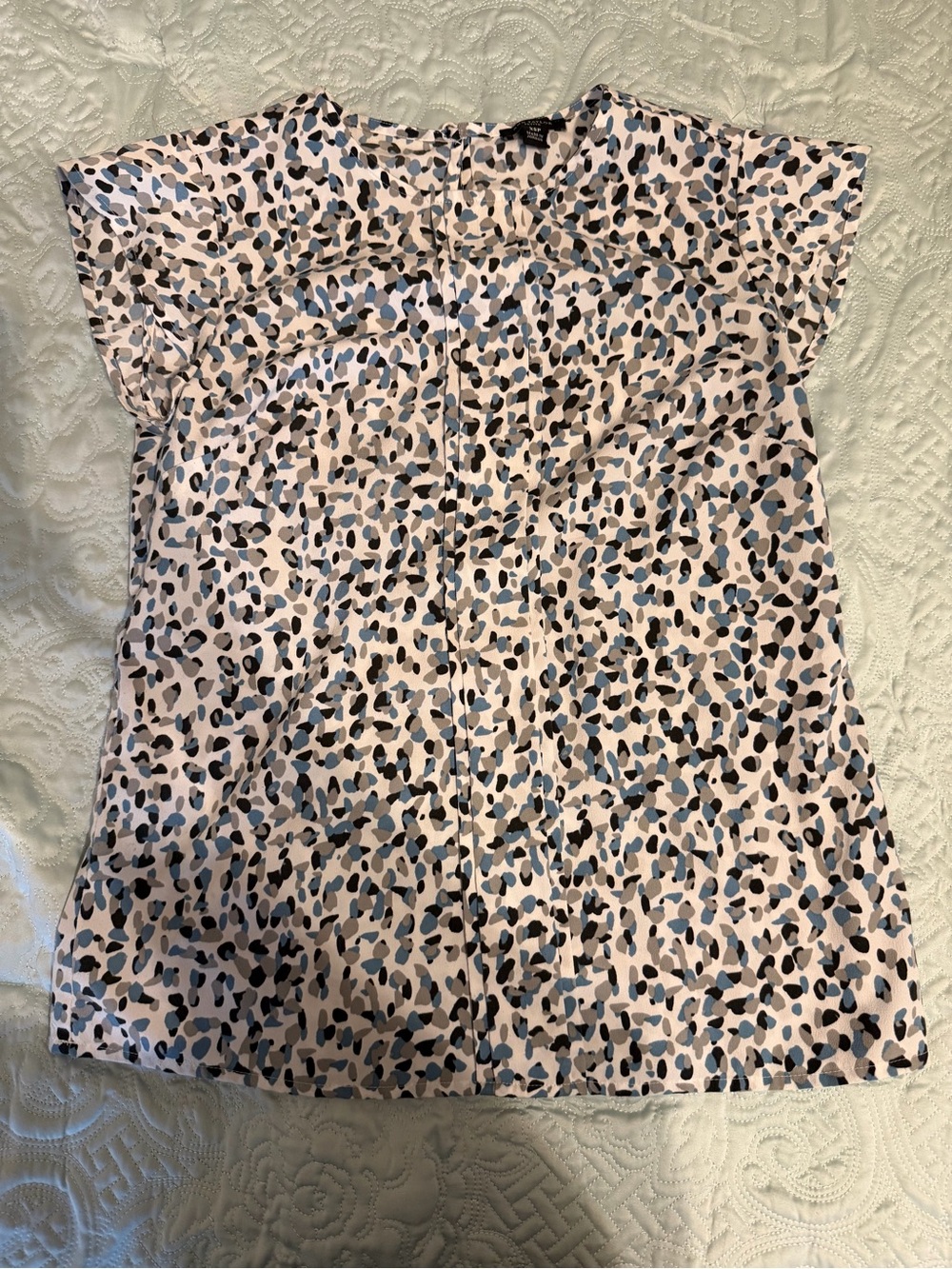 Ann Taylor Leopard Print Short Sleeve Blouse